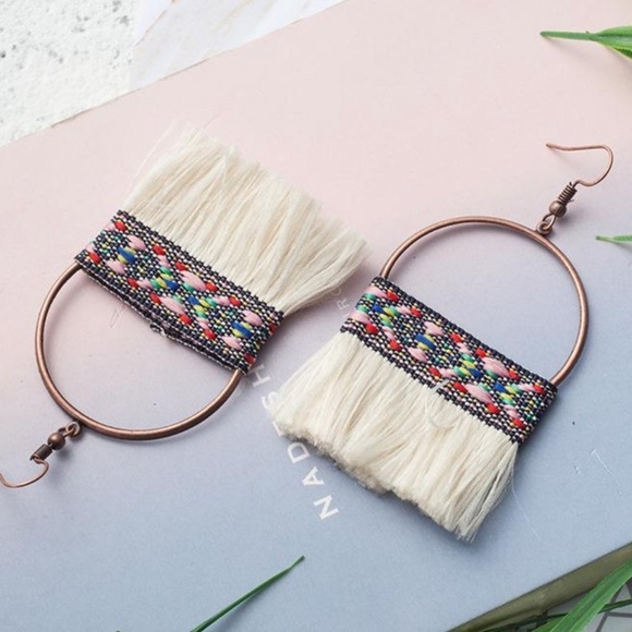 Boho Tribal Woven Yarn Tassel Drop Earrings - Picture 1 of 3